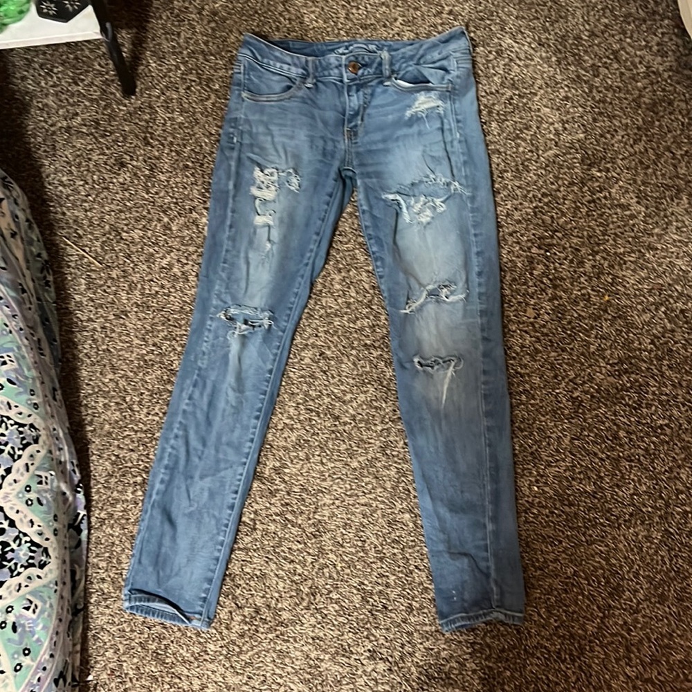 Low rise American eagle jeans